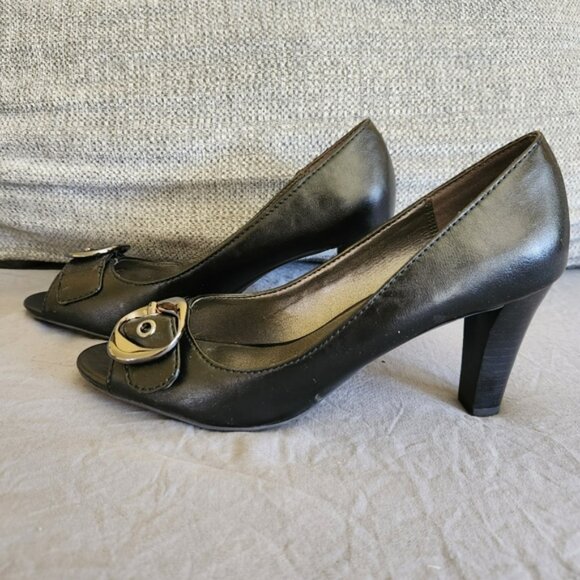 Nickels Black Peep Toe Heels US 8 New in Box - Picture 2 of 11